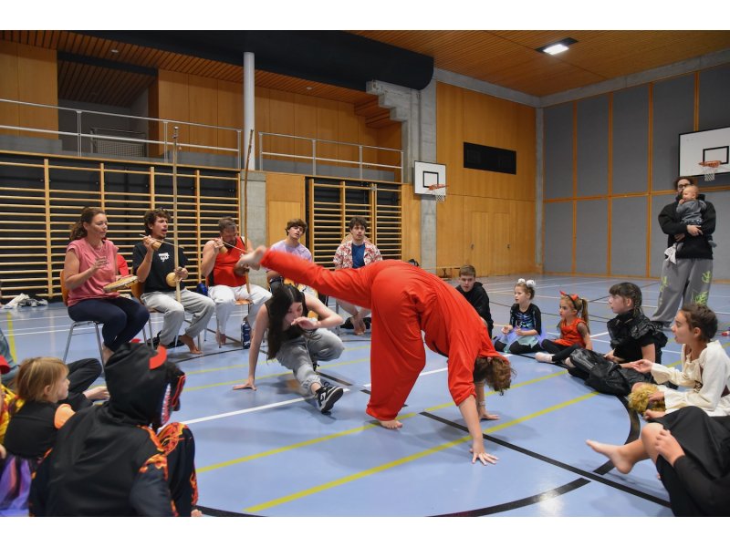 Roda Halloween 2025 — 8