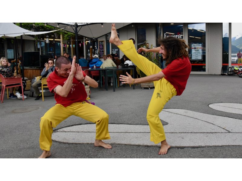 Rencontre de Capoeira de fin d'année les 14-15 juin 2024  Démonstration au Tandem Café — 20