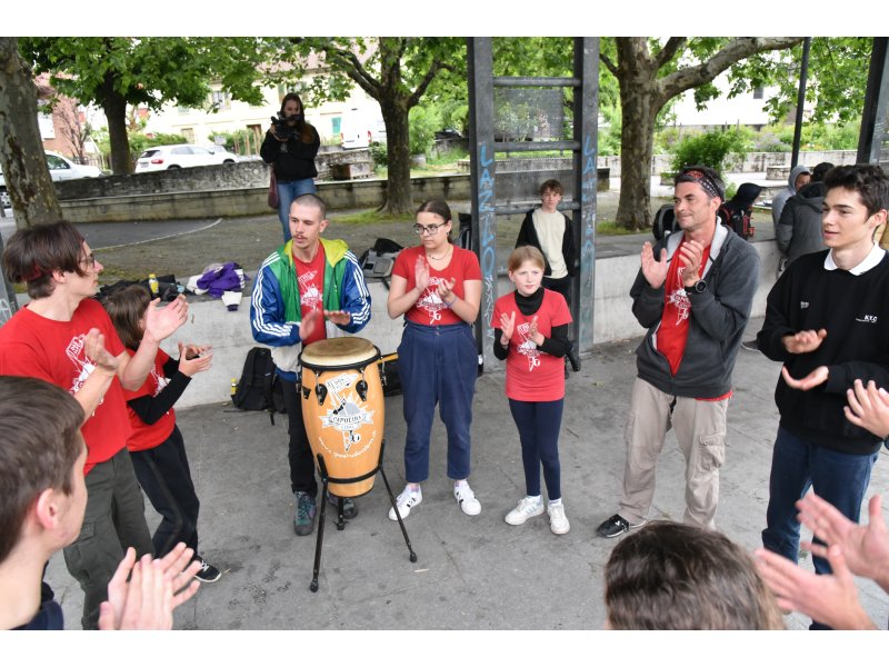 Roda avec le public — 12