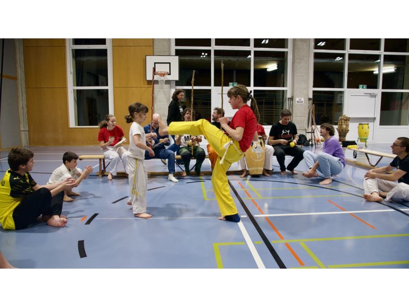 Roda de Noël 2025 - Cours Mini's et Maxi's et Roda — 14