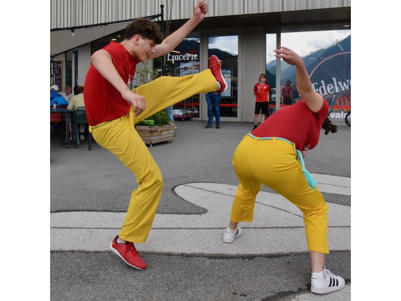 Rencontre de Capoeira de fin d'année les 14-15 juin 2024  Démonstration au Tandem Café — 9
